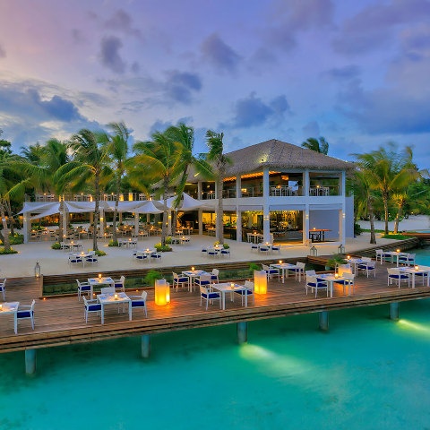  Maldív-szigetek - Kurumba Maldives Resort ***** 