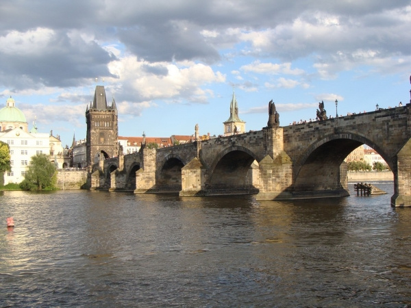 Cseh világörökségek és a száztornyú Prága