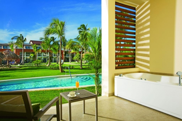 Breathless Punta Cana Resort & Spa 5* Adults Only (Repülő)