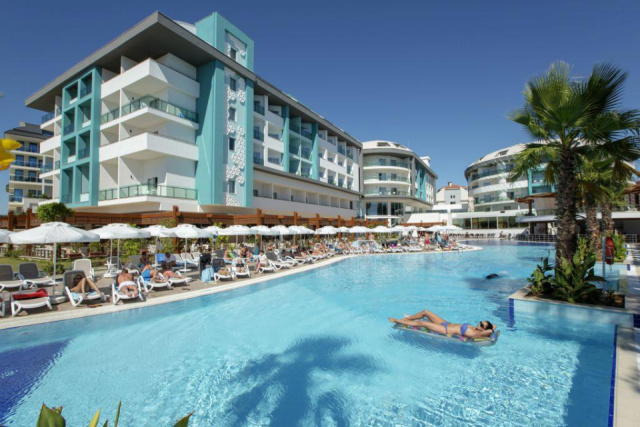 Seashell Resort & Spa Hotel *****