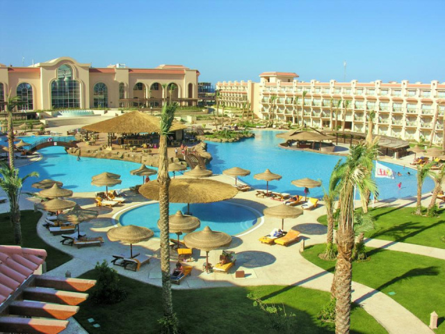 Pyramisa Beach Resort Sahl Hasheesh*****