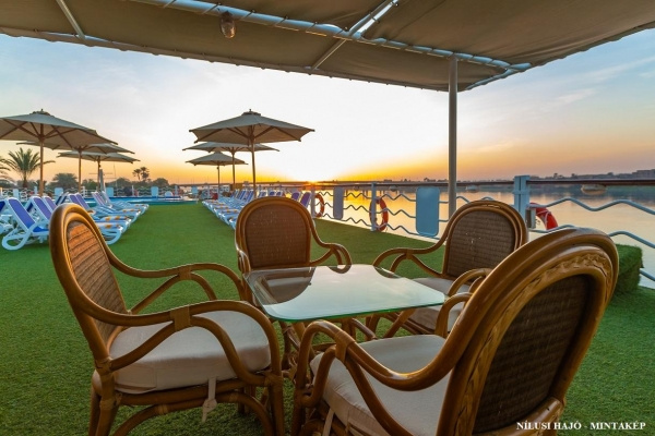 Oasis - Nílusi hajóút - Long Beach Resort ****, Egyiptom
