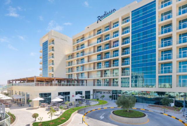 Advent Ras Al Khaimahban - Radisson Resort ***** - (repülőjeggyel)
