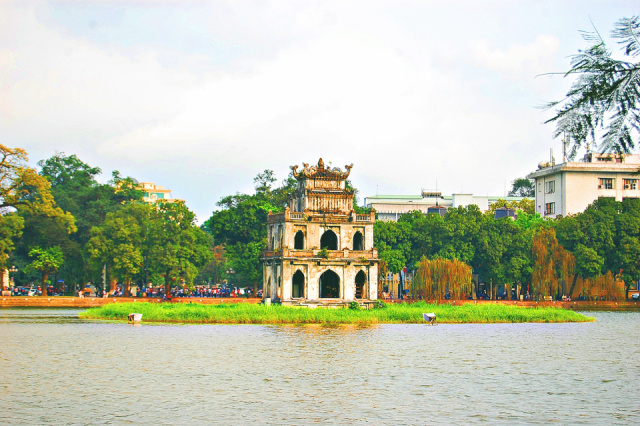 Ha Noi_Hoan Kiem Lake