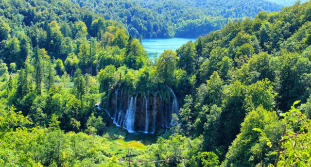 A Plitvicei Nemzeti Park varázsa 2024