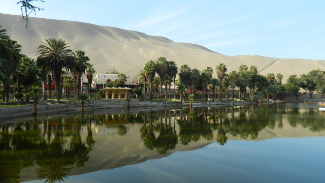 huacachina-oasis-930676_1280