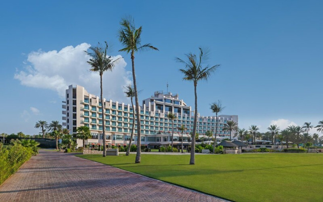 
Dubai / JA Beach Hotel (JA The Resort) *****
