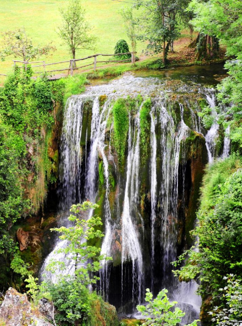 
A PLITVICEI NEMZETI PARK VARÁZSA - Trakostyán vára, Slunj, Zágráb és Varasd történelmi belvárosa
