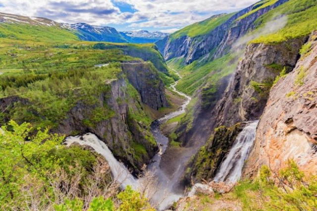 Oslo, Bergen és a norvég fjordok - csoportos tavaszi
körutazás magyar idegenvezetéssel 2025.05.30.-06.03.