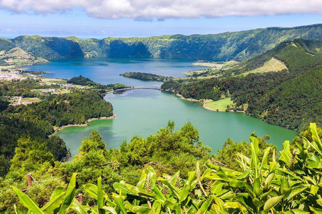 
A lenyűgöző Azori-szigetek - Terceira és Sao Miguel felfedezése húsvétkor - csoportos körutazás
