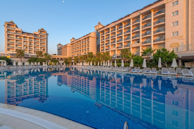 
Lake and River Side Hotel and Spa
