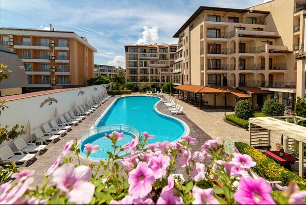 Rose Village Apart-hotel***