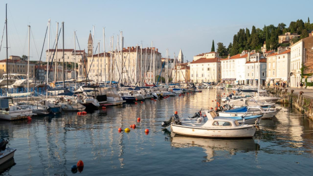 
Portoroz és Piran csobbanás, Szlovénia
