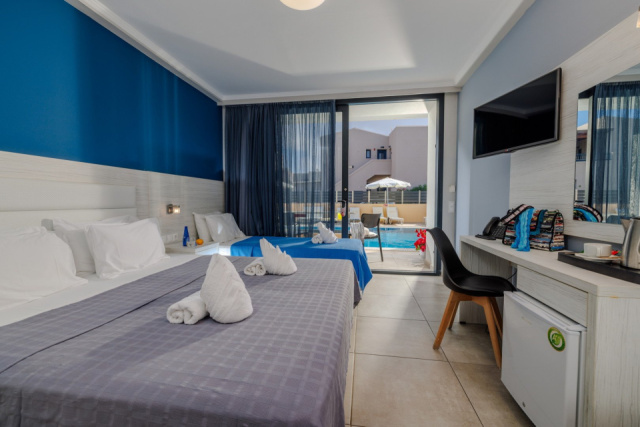 
Blue Aegean hotel & Suites
