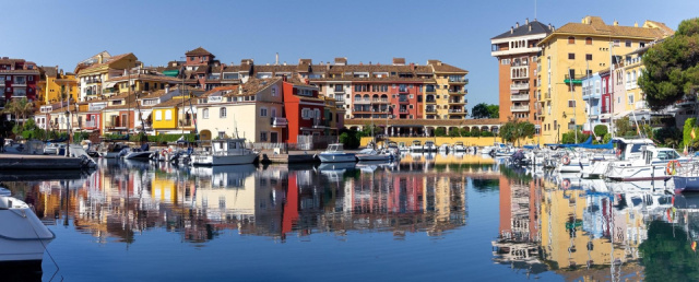 
VALENCIA ÉS ALICANTE - ÜDÜLÉS CSILLAGTÚRÁKKAL, PIHENÉSSEL - Albufera Nemzeti Park, Altea, Villajosa és Elche Pálmaligete
