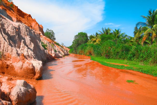 Trópusi szilveszter Indokínában- Vietnam-Kambodzsa
2025.12.28.-2026.01.09.