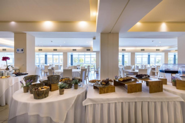 
Ariti Grand Hotel
