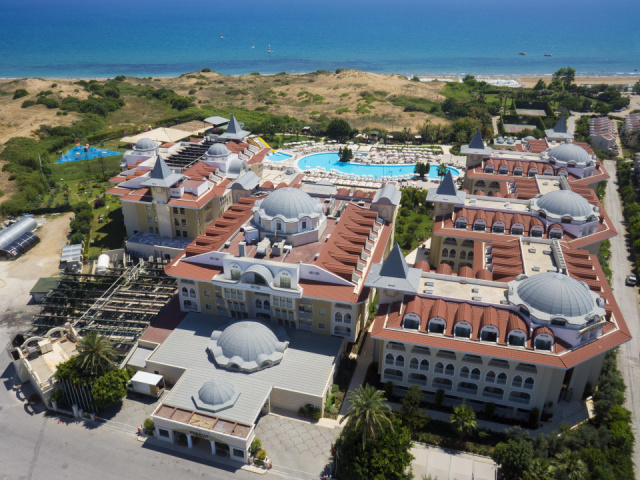 
SIDE STAR RESORT
