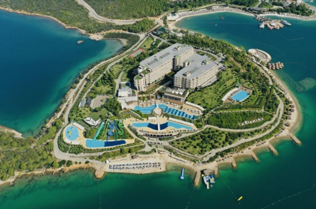 
LA BLANCHE ISLAND
