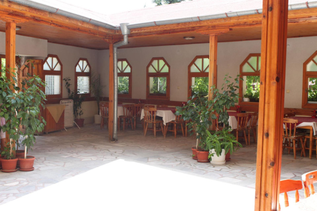 
Cris Family Hotel
