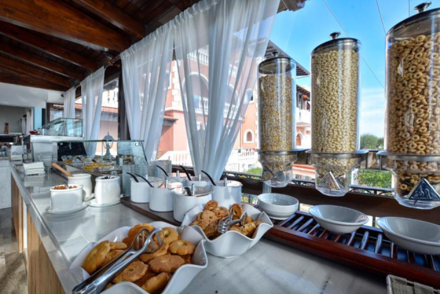 
Lido Corfu Sun Hotel (Adults 12+ only)
