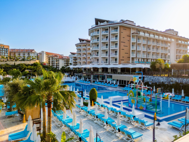
RAMADA RESORT KUSADASI & GOLF

