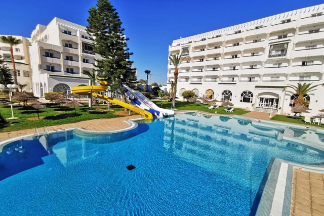 
ROYAL JINENE BEACH & SPA
