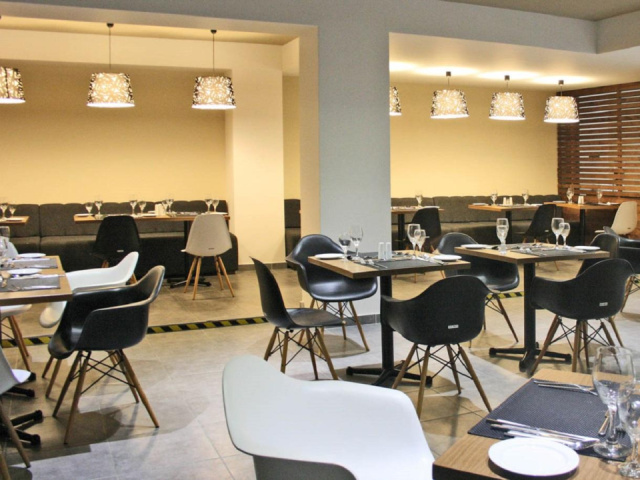 
Amphitryon City Hotel
