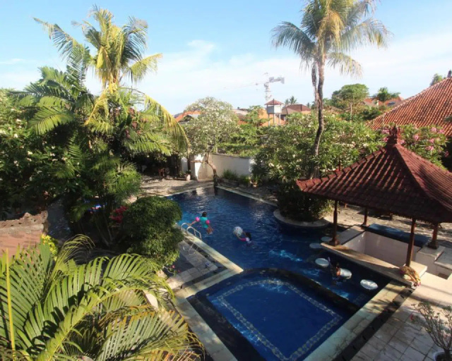 taman agung_ pool2