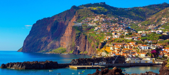 
MADEIRA FELEJTHETETLEN GASZTRONÓMIÁJA - Funchal – Câmara de Lobos – Porto Moniz – Santana – Monte – Funchal
