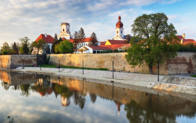 
GYŐR - PANNONHALMA

