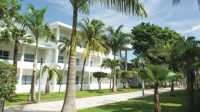 
RIU PLAYACAR *****
