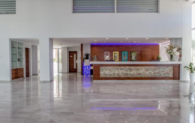 
Nicholas Color Hotel
