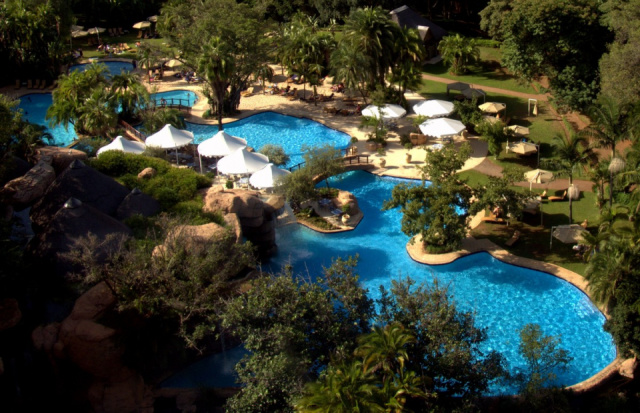 DÉL-AFRIKAI KÖRUTAZÁS FOKVÁROS-SZAFARI-SUN CITY