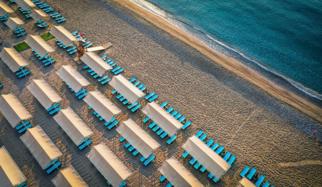 
Crystal Tat Beach
