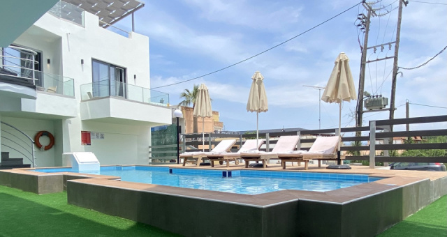 
ROMANIAS APARTHOTEL
