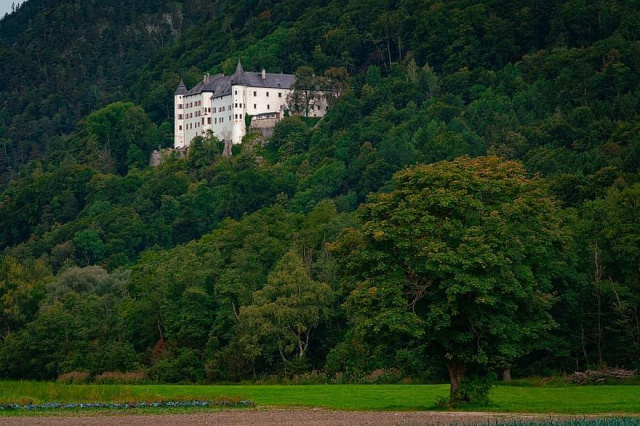 
ELZÁSZTÓL A BÓDENI-TÓIG - Augsburg, Strasbourg, Colmar, Freiburg és a Mainau virágsziget
