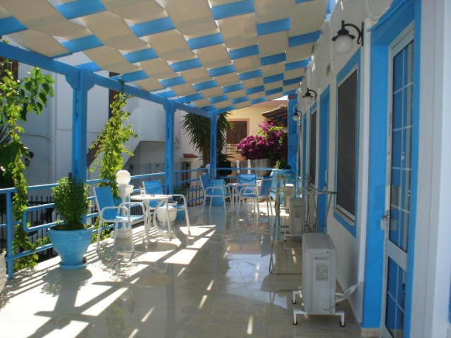 
IKONOMAKIS APARTMENTS
