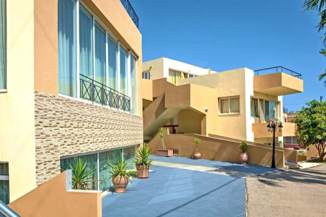 
Kavros Garden
