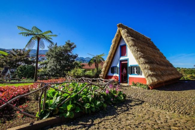 Madeira, az örök tavasz szigete - csoportos út magyar
idegenvezetővel 2025.11.01-08.