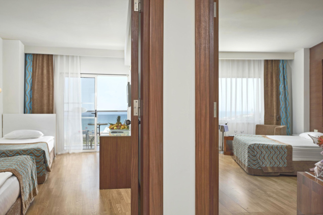 
SEADEN SEA WORLD RESORT & SPA
