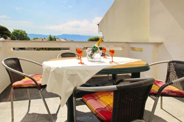 
Aqua Apartmanház - Baska - Nyaralás Krk-szigeten
