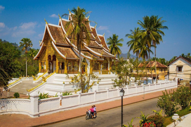 
Barangolás Észak-Laosz és Kambodzsa tájain, pihenéssel Koh Chang trópusi szigetén 2026
