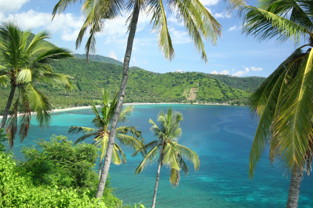 Indonézia - Tengerpart és kultúra: Bali és Lombok ***+