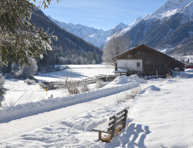 
KARÁCSONYI VARÁZSLAT TIROLBAN - Tirol fővárosa: Innsbruck és a Nordkette! Artstetten kastélya, SPA pihenés, kirándulás Dél-Tirol
