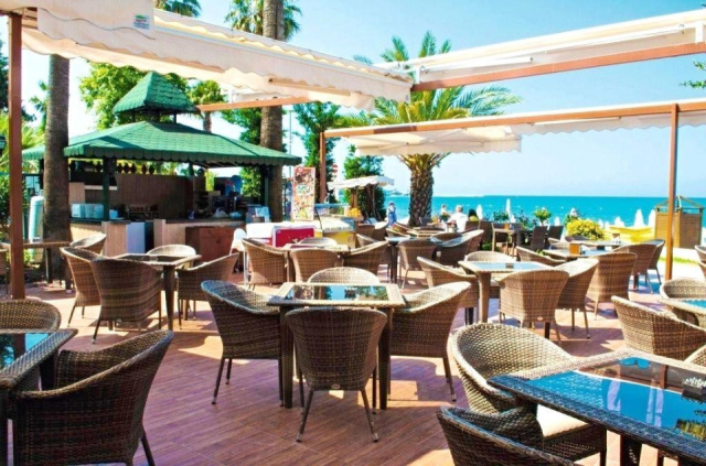 
SIDE BAY HOTEL

