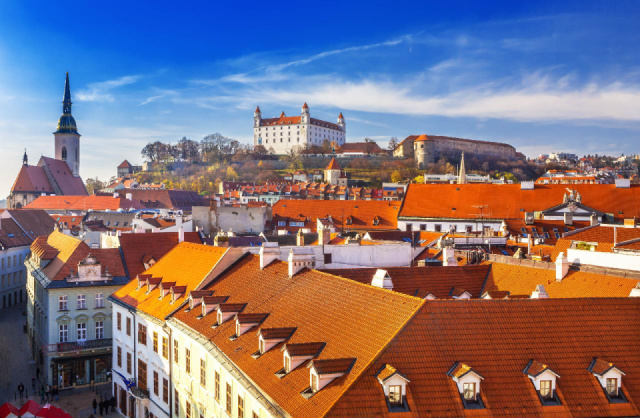 
ADVENT A SZLOVÁK RÓMÁBAN

