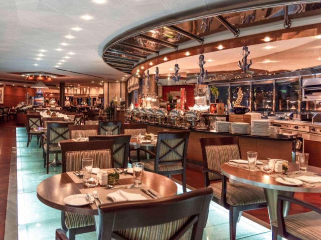 
Dubai / Swissotel Al Murooj Hotel *****
