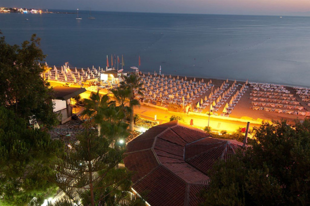 
Hotel Trendy Side Beach
