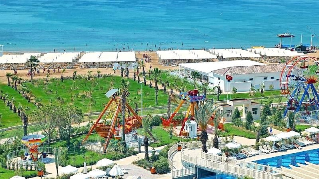 
ROYAL ALHAMBRA PALACE
